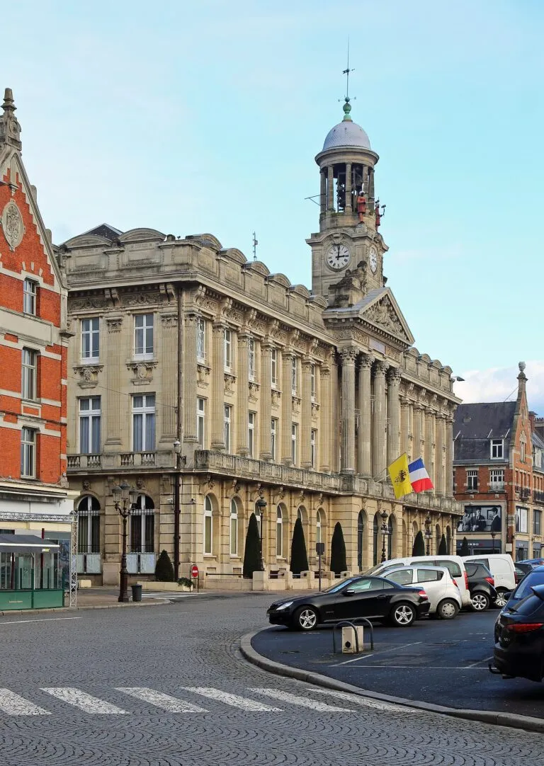 Cambrai (59400)